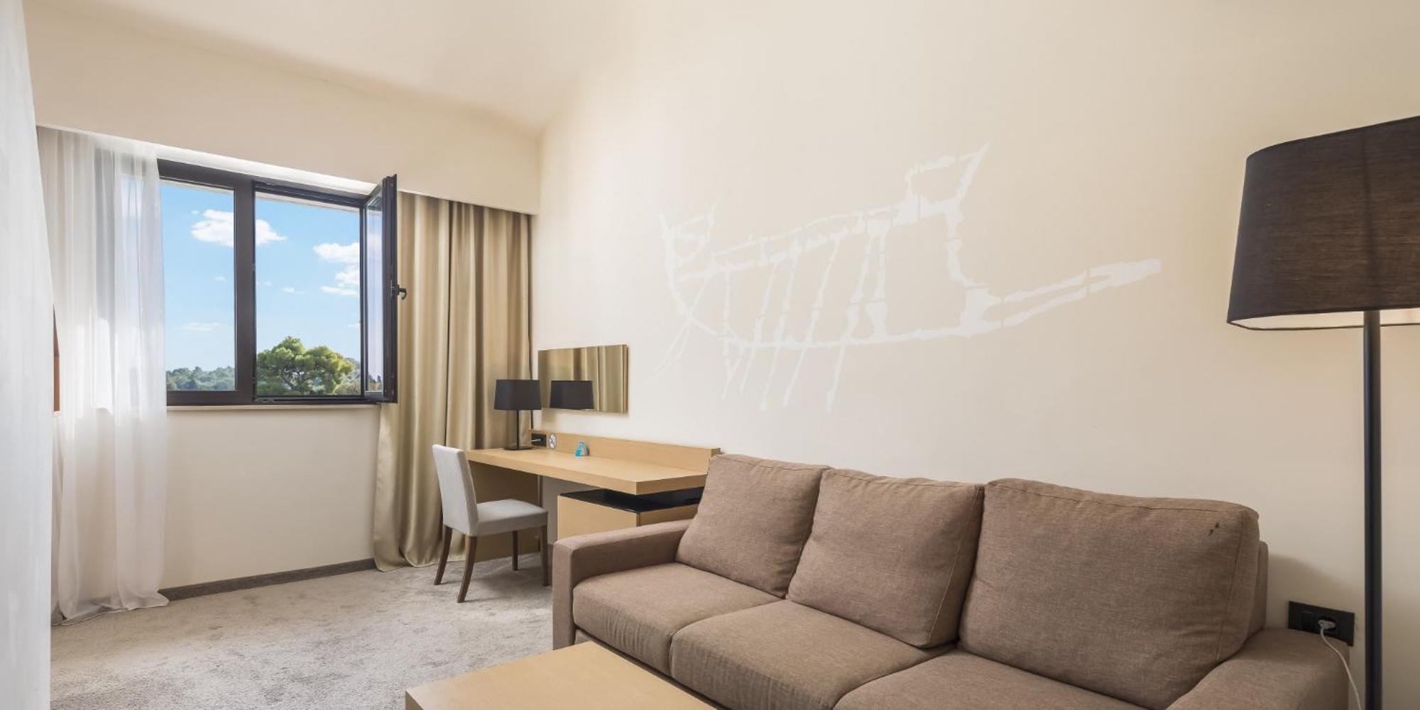 Aminess Younique Liburna Hotel Korcula Town Room photo